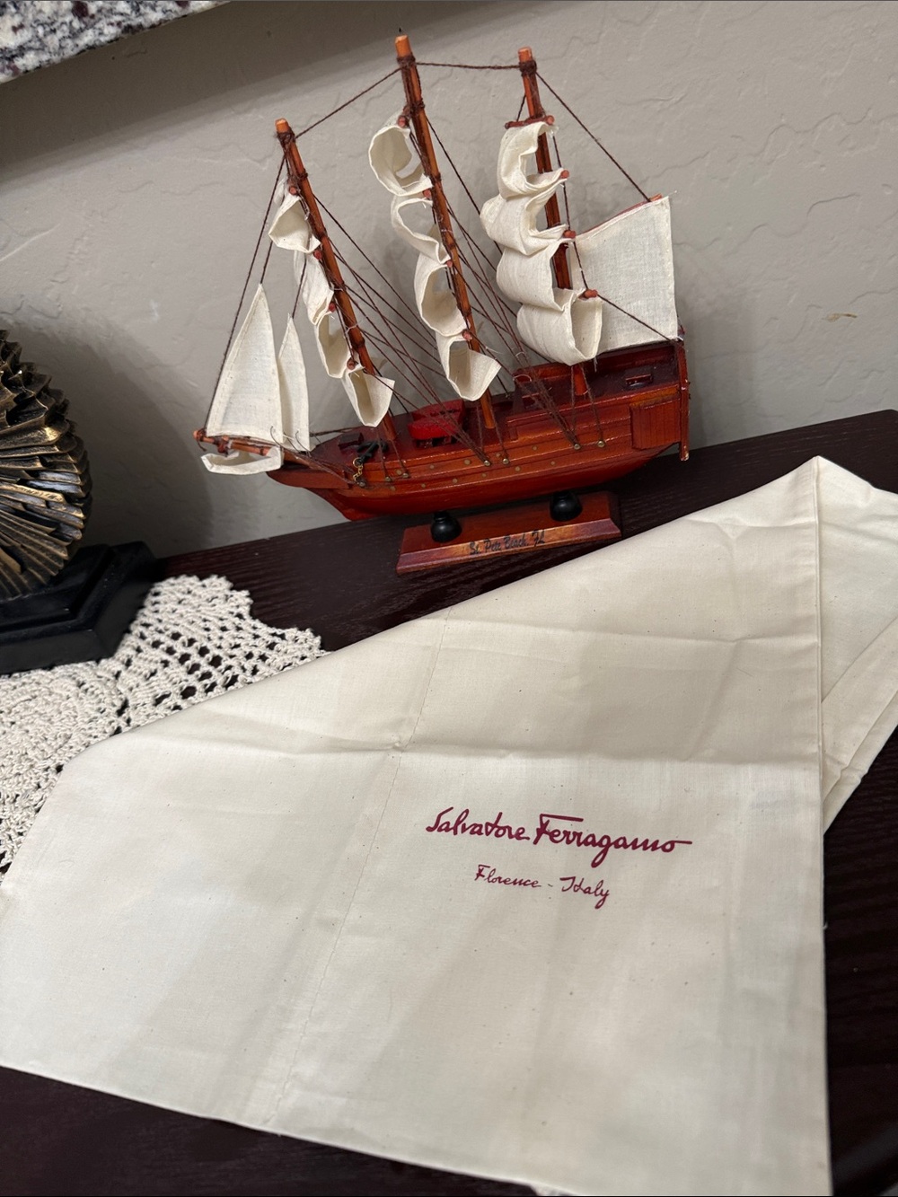 Salvatore Ferragamo Cream Dust Bag - Florence Italy Logo for shoes